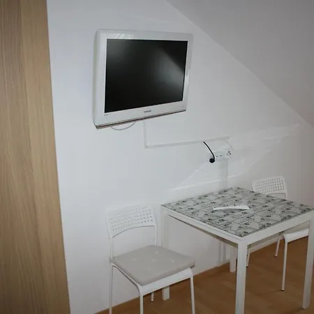 Gaestehaus Ziemons イン