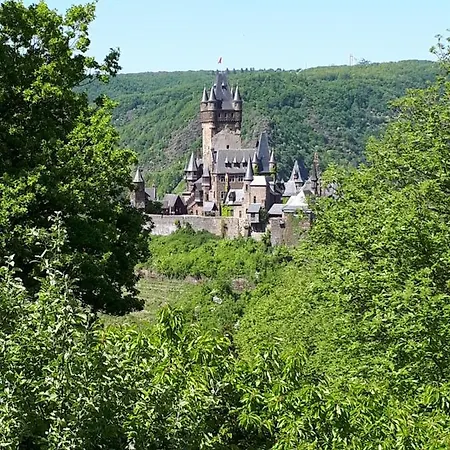 Gaestehaus Ziemons 宾馆 科赫姆