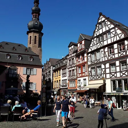 Gaestehaus Ziemons イン コッヘム