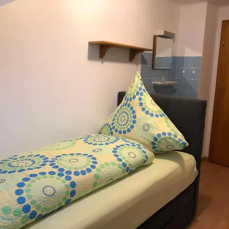 Gaestehaus Ziemons 宾馆